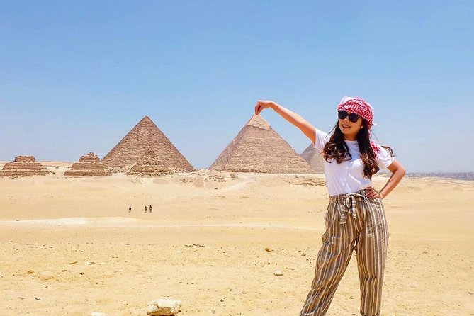 Private Full-Day Tour Visiting Giza Pyramids, Egyptian Museum and Old Market - Inside and around the Great Pyramid