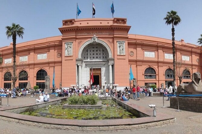Private Giza Pyramids and Egyptian Museum Tours - Lunch at an Egyptian Restaurant