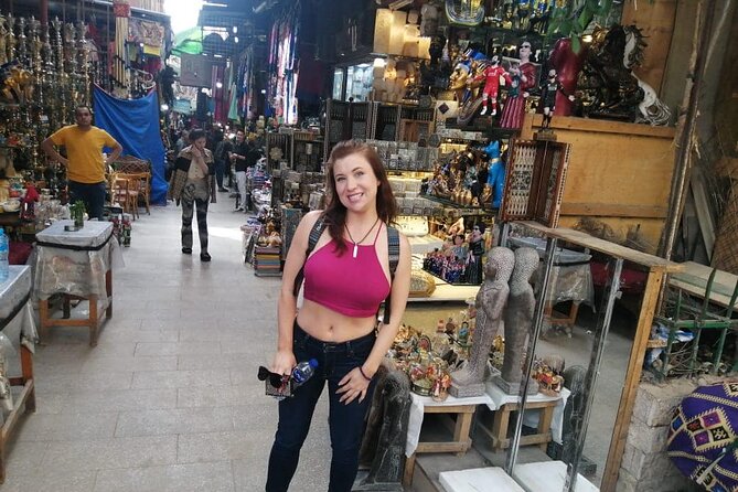 Private guided shopping tour in Khan el-Khalili with Lunch - Stop 2: Egyptian cotton, one of the country’s major exports
