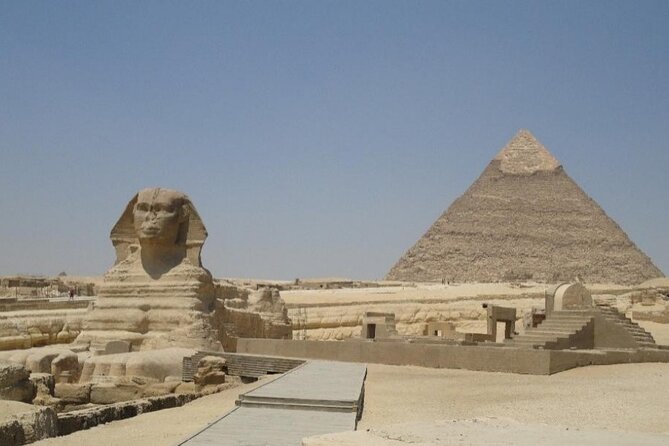 Private guided tour to Giza Pyramids, and Great Sphinx - From your hotel to the Giza Plateau