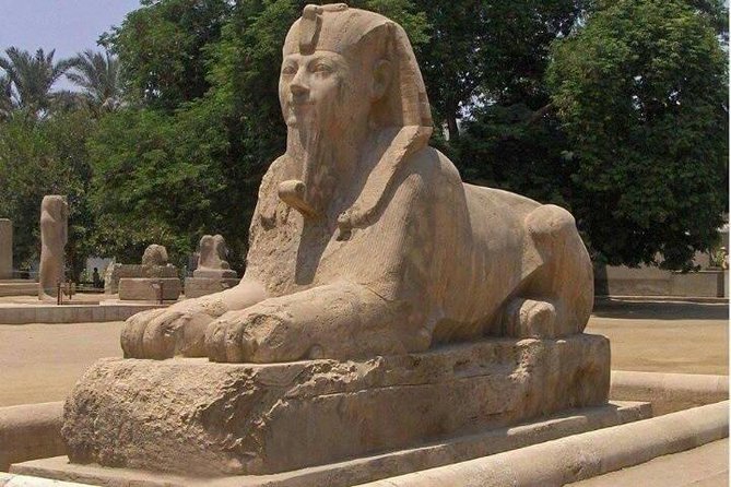 Private Guided Tour to Giza pyramids, Sphinx, Saqqara and Memphis + Lunch - Lunch, transport, and the private format