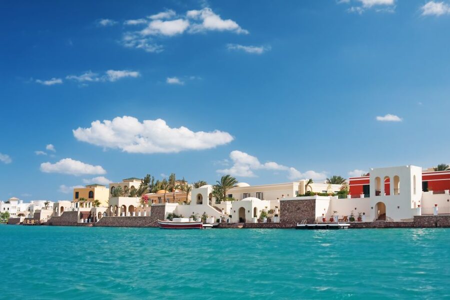Private Half-Day Sightseeing Tour to El Gouna from Hurghada - Seeing El Gouna from the Lagoons