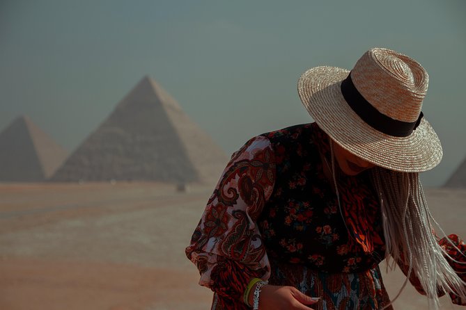 Private Half-Day Tour: Giza Pyramids and Sphinx by Camel - The Giza Plateau puts the monuments in context