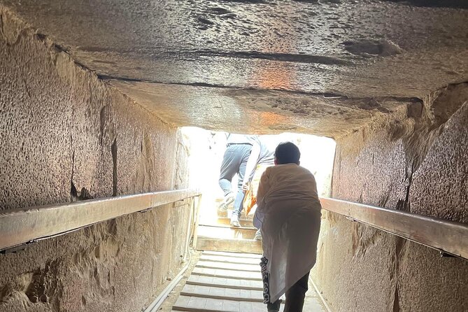 Private Half Day Tour Pyramids of Giza and Sphinx - What the guide adds to the morning