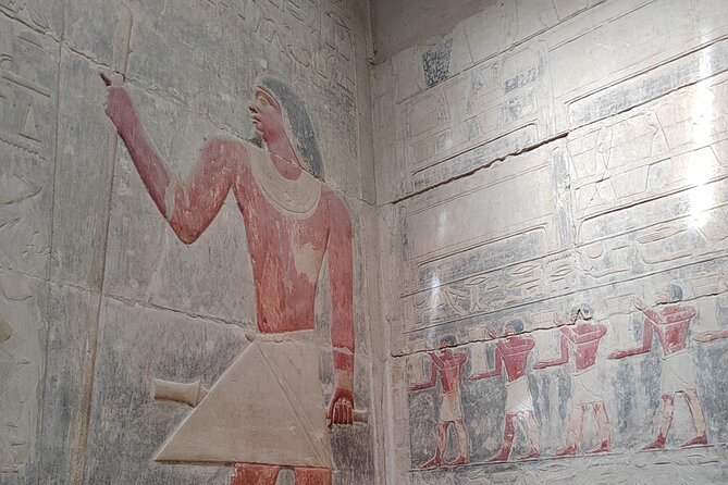 Private inclusive day tour at Giza pyramids, Sakkarra, Memphis and Dahshur. - Who should book this day tour