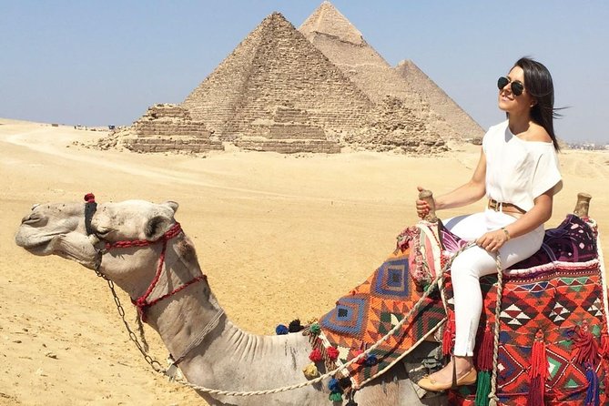 Private Tour: Day Trip to the Pyramids and Sphinx from Cairo - Stop four: facing the Great Sphinx