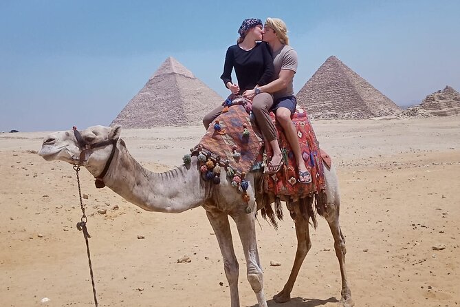 Private Tour: Discover Giza Pyramids, Sphinx & Egyptian Museum - The private guide makes the biggest difference