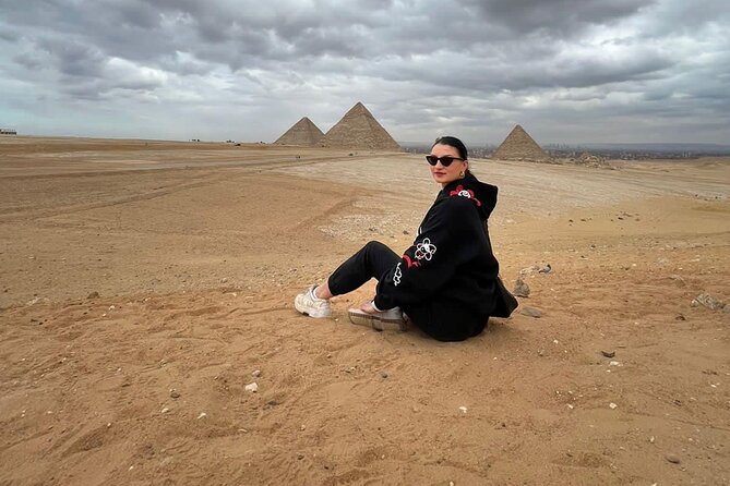 Private Tour Giza Pyramids, Egyptian Museum, lunch and Camel Ride - Should you book it?