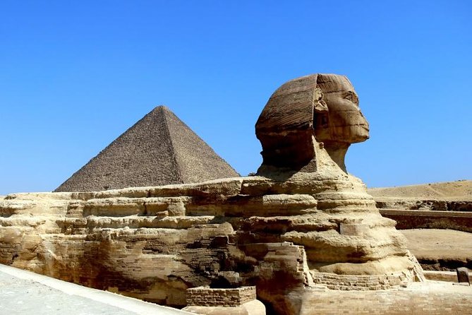 Private Tour: Giza Pyramids, Sphinx, Memphis, Sakkara - Giza: three pyramids, one enormous first impression