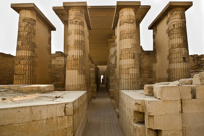 Private Tour: Giza Pyramids, Sphinx, Memphis, Sakkara - Lunch, transport, and the pace of the day