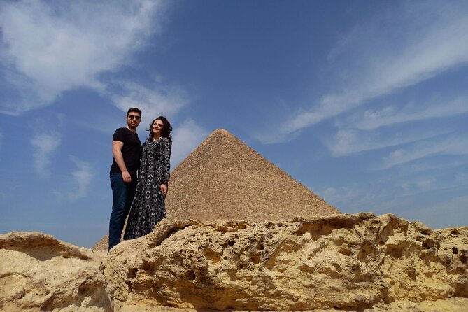 Private Tour Giza Pyramids Sphinx Sakkara and Dahshur - Meeting the Great Sphinx and Valley Temple