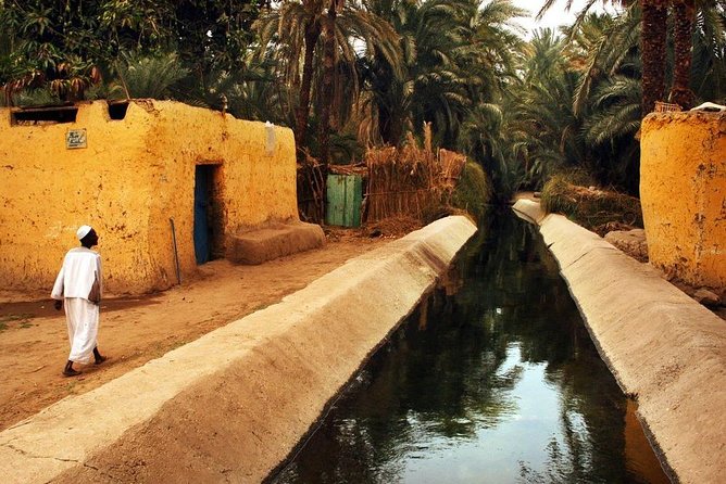 Private Tour in Aswan : Nubian Village and Felucca - Entering the Nubian village near Soheil Island