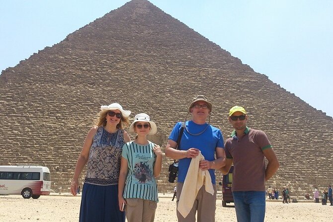 Private Tour of the Pyramids and Egyptian Museum in Giza - A short visit to the Egyptian Museum