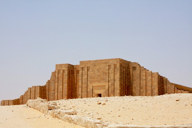 Private Tour to Giza Pyramids and Great Sphinx with Camel Ride - Khafre and the surviving casing stones