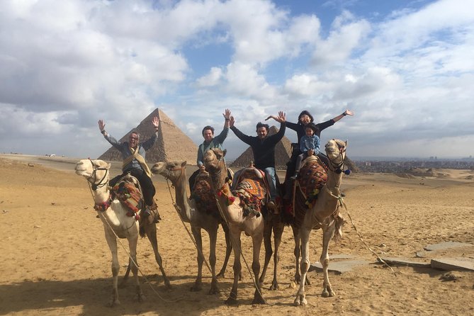 Private tour to Giza Pyramids,Sphinx,Egyptian Museum with Local Lunch - Khafre’s Pyramid from the outside