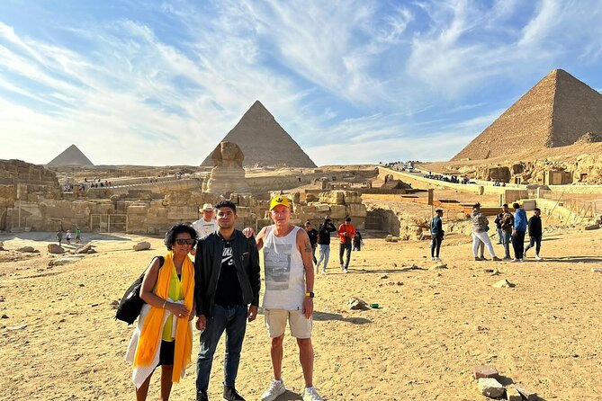 Private Tour to Giza Pyramids Sphinx Memphis and Saqqara - The Great Sphinx and the value of a private guide