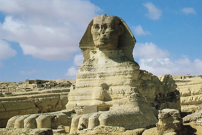 Private Tour to Giza Pyramids Sphinx Memphis and Saqqara - Lunch with pyramid views