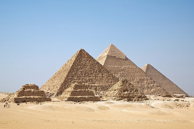 Private Tour to Giza pyramids Sphinx Sakkara and Camel Ridding - A one-hour taste of everyday Giza