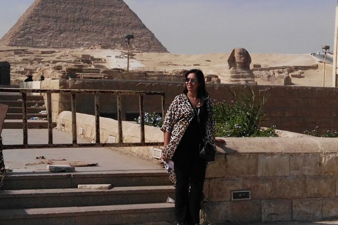 Private Tour to Giza Pyramids, Sphinx with Camel Ride and Lunch - Egyptian lunch at a local restaurant