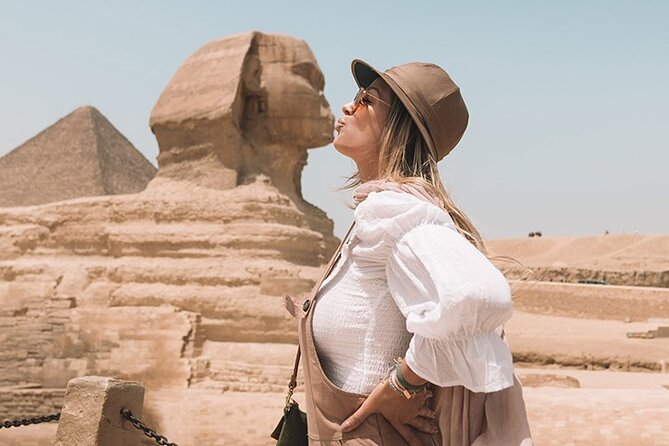 Private Tour to Giza Pyramids with 30 Minutes Camel Ride and Lunch - Seeing the Pyramids of Giza with an Egyptologist