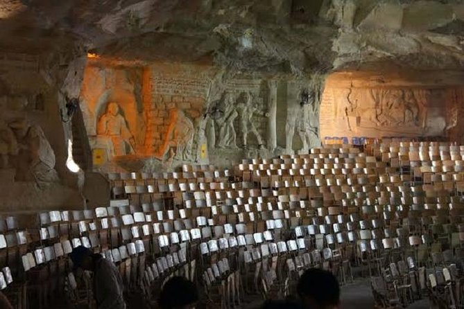 Private Tour to Old Coptic Cairo & the Cave Church of St. Simon. - The drive through Garbage City