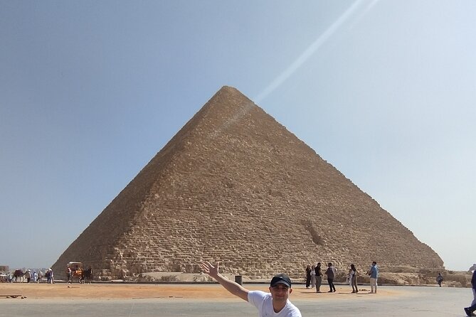 Private Tour To The Great Pyramids and Sphinx with lunch - A practical private introduction to Giza