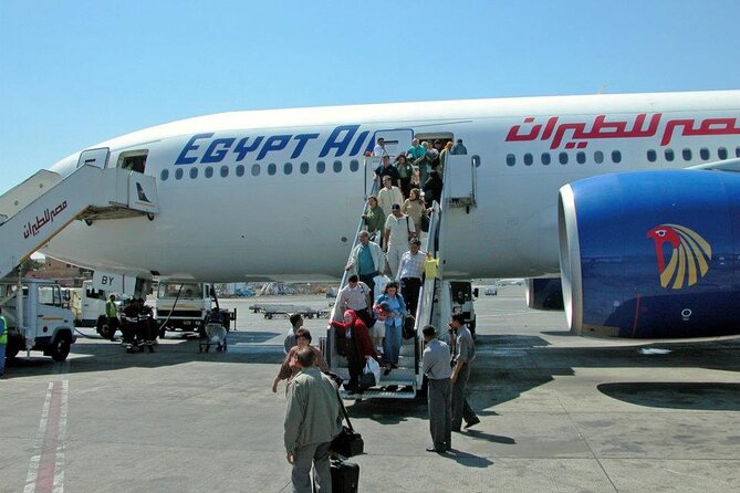 Private Transfer from Cairo international airport & From Hotel - Finding your driver outside the terminal