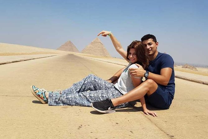 Privet Tour to Pyramids of Giza, Sphinx & Memphis and Saqqara - Starting at the Giza Plateau