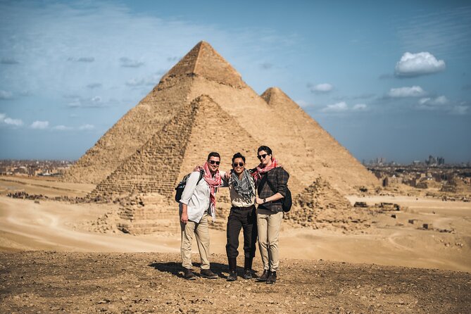 Professional Photo Shoot & Authentic Cairo Walking Tour - Photographer Omar’s Role and Style