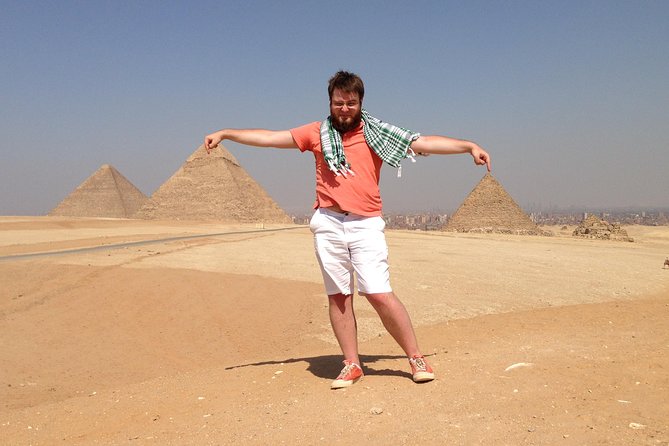 Pyramids of Egypt full day tour: Great Pyramids of Giza, Saqqara & Memphis - The Great Sphinx and Valley Temple, 40 minutes