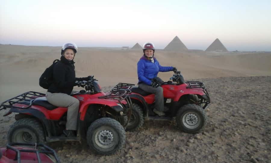 Pyramids of Giza: 1-Hour Quad Bike Desert Safari - From your hotel to the Giza desert