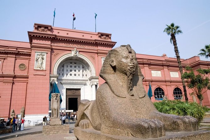Pyramids of Giza Egyptian Museum Sphinx and Khan El Khalili Bazaar - Who will get the most from this tour