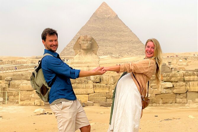Pyramids of Giza half-day tour - The one-hour camel ride