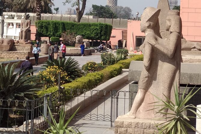 Pyramids of Giza & Museum & Bazaar from Cairo private - Three hours at the Pyramids of Giza
