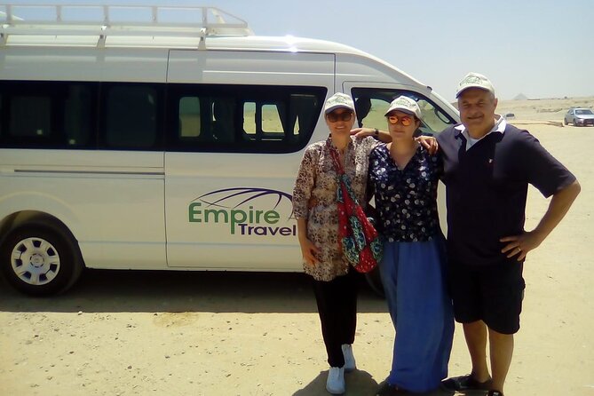 Pyramids, Sphinx, Memphis and Saqqara Full Day Private Tour - Giza: the pyramids make the first impression