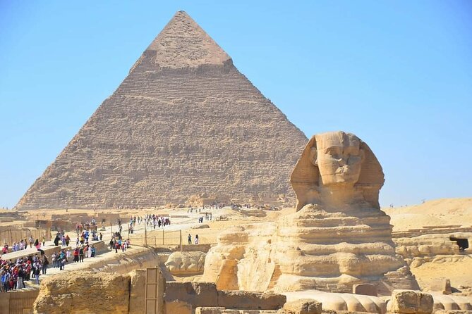 Pyramids & Sphinx Saqqara Day Tour - The panoramic viewpoint: your best group photo