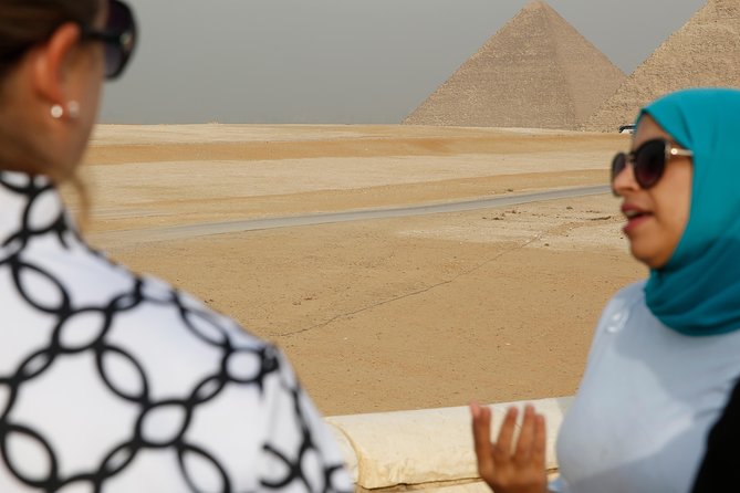 Pyramids Tour (GizaPyramids&Sphinx &Saqqara &Dahshour &Memphis) - Giza: the famous view, plus time inside