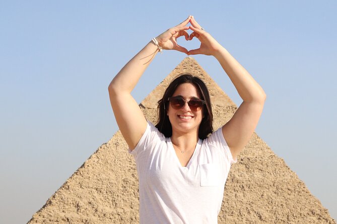 Quad in The Pyramids desert - A private guide and vehicle change the pace