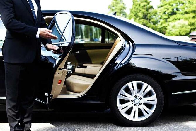 Round-Trip Airport Transfer in Cairo or Giza - Key points at a glance