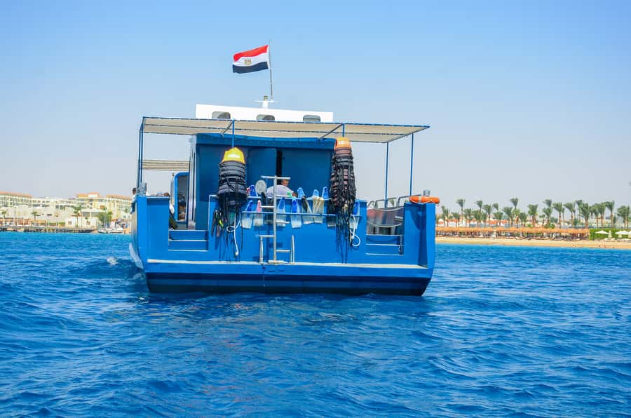 Safaga/Makadi Bay: Panorama Submarine with Snorkeling Tour - Boarding and the short ride across Makadi Bay
