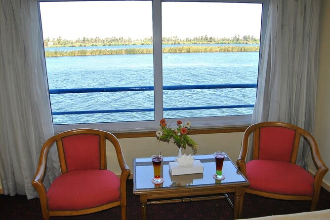 Sailing Nile Cruise from Aswan to Luxor for 2 Nights - Your Egyptologist and the small-group advantage