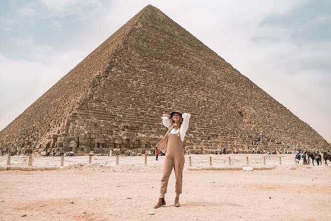 Shared Full Day Tour to Giza Pyramids from Giza - Meeting the Sphinx after the pyramids