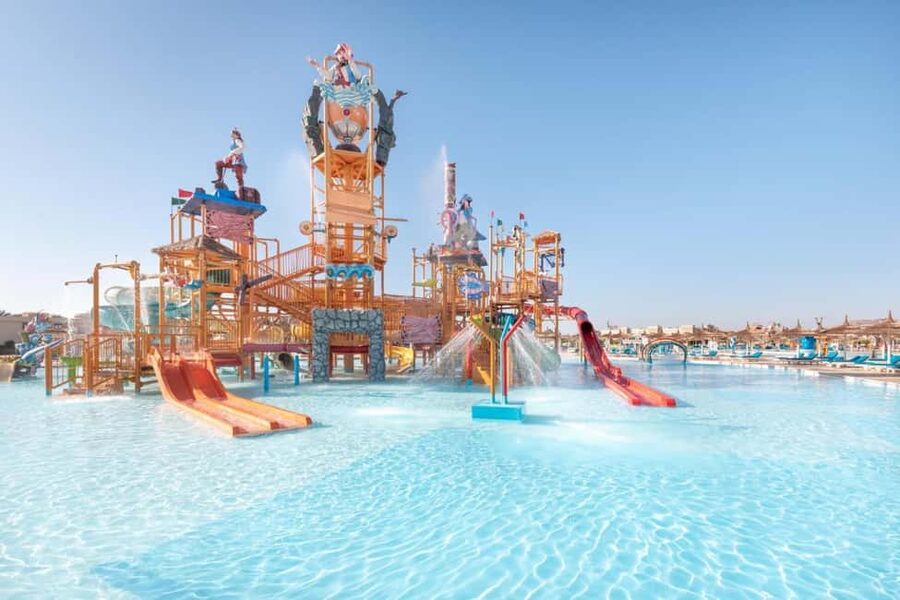 Sharm El-Sheikh: Albatros Aqua Park with Lunch & Transfers - Lunch, drinks, and the practical food question