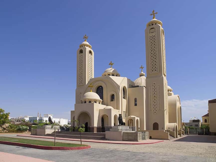 Sharm El-Sheikh: City Tour with Optional Seafood Meal - The optional Fares seafood meal