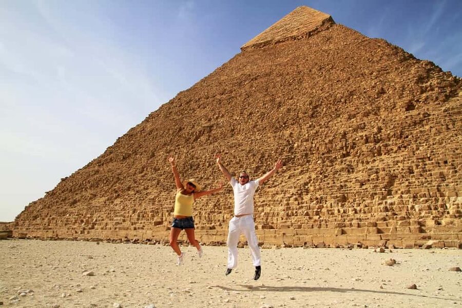 Sharm El-Sheikh: Full-Day Tour of Cairo and Pyramids by Bus - Who should book this Cairo excursion?