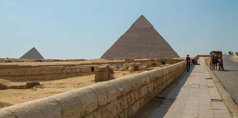 Sharm El Sheikh: Great Pyramids, Sphinx, Museum Tour by Bus - Standing before the Great Pyramid