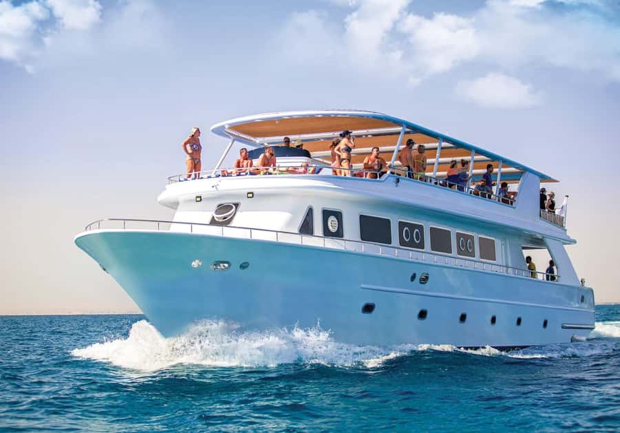 Sharm El-Sheikh: Luxury Ras Mohammed & White Island Cruise - Two reef stops with a guide beside you