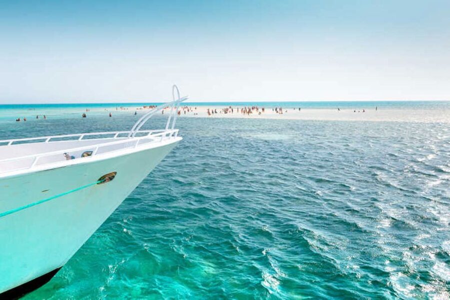 Sharm El-Sheikh: Ras Mohamed & White Island Snorkeling Trip - White Island gives the day its memorable shape