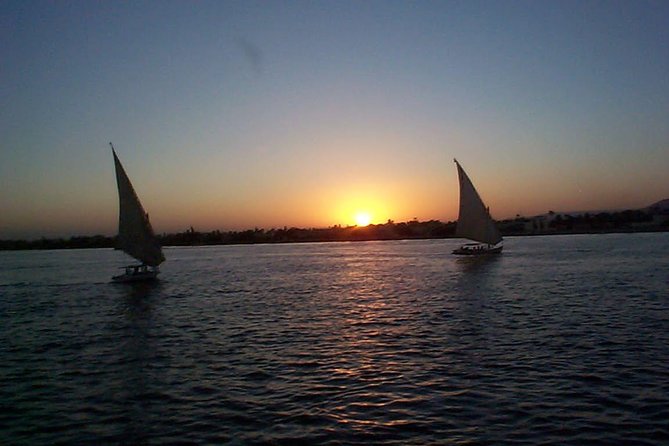 Short Felucca Trip On The Nile In Cairo - Sailing, motorboats, and the weather question