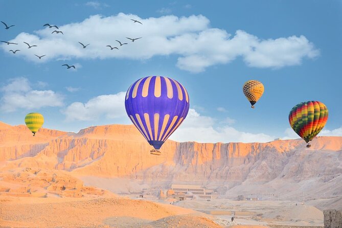 Sunrise Hot Air Balloon Over the Historical sites in Luxor - Who will enjoy this most?
